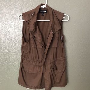 Forever 21 green brown utility vest